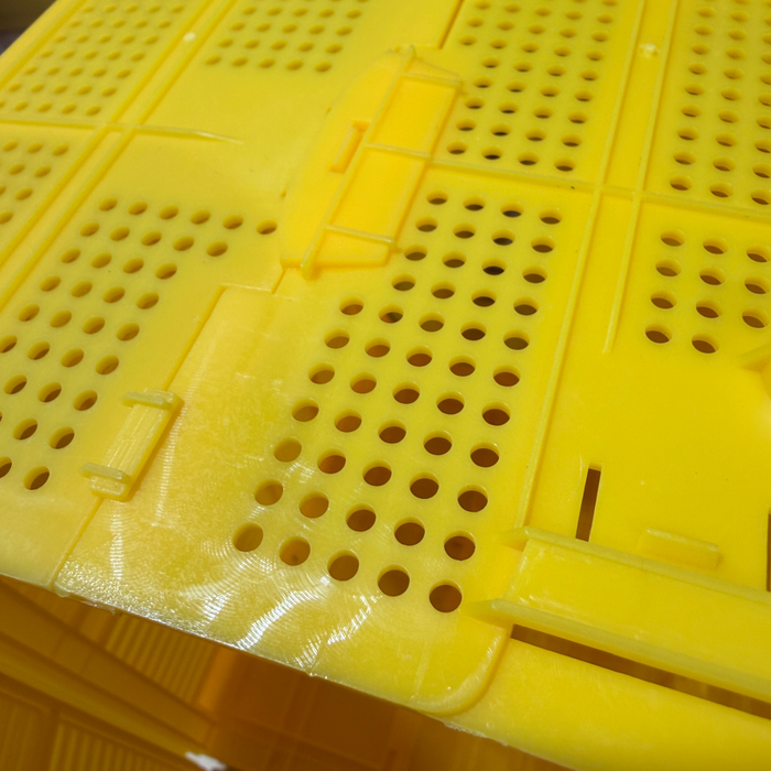 Bee Plastic Bee Package Box – Bee Transport Cage for Package Bees & Swarm Collection