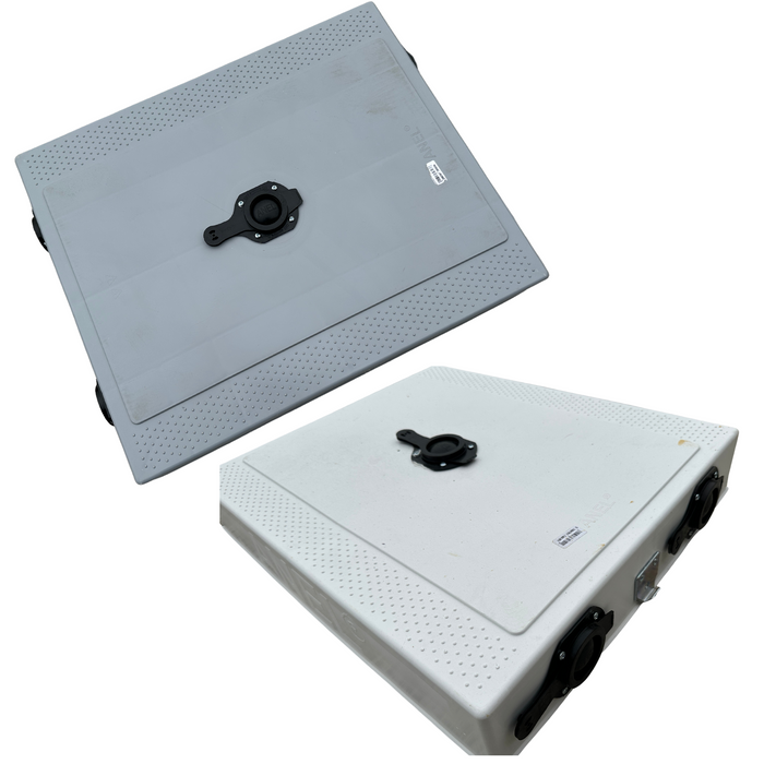 Langstroth Roof with Feeding Hole Plug and 4 Ventilation Plugs