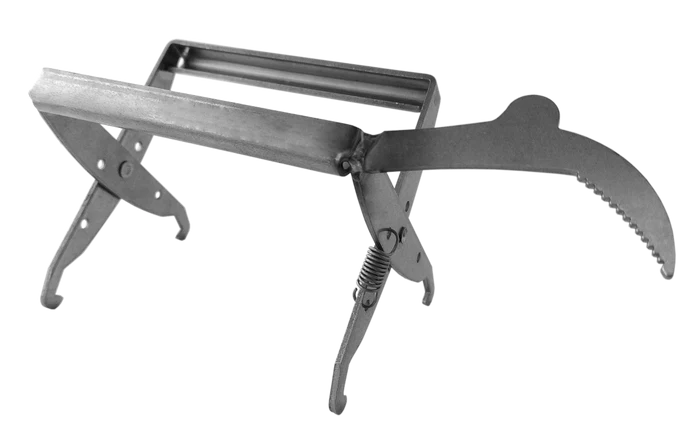 Premium Stainless Steel Frame Grip with Frame Lift – Professional Beekeeping Tool