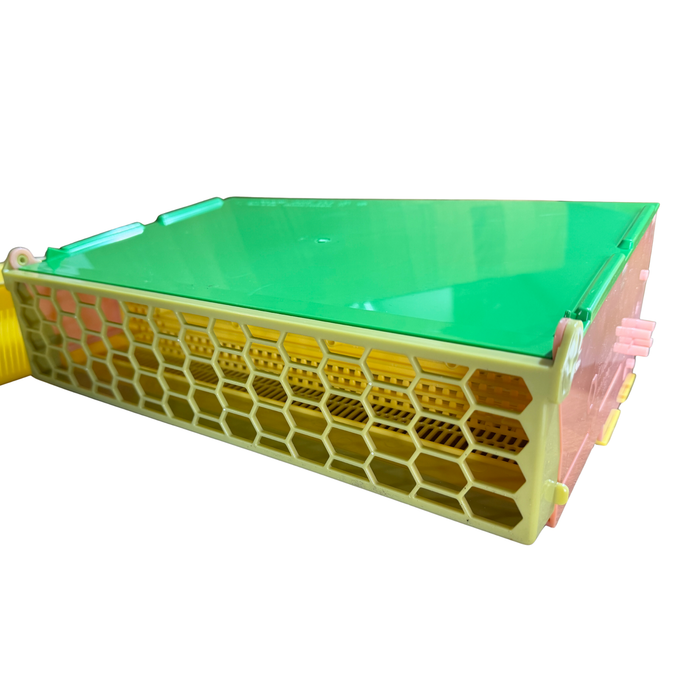 Professional Langstroth Pollen Trap with Asian Hornet Protection – Quarti Italy