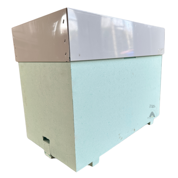Quarti Original 6 Frame Langstroth Poly Nuc with Metal Lid