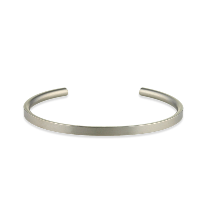 Slim Court-Flat Torc Bangle